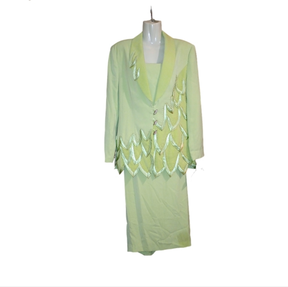 Green skirt suit